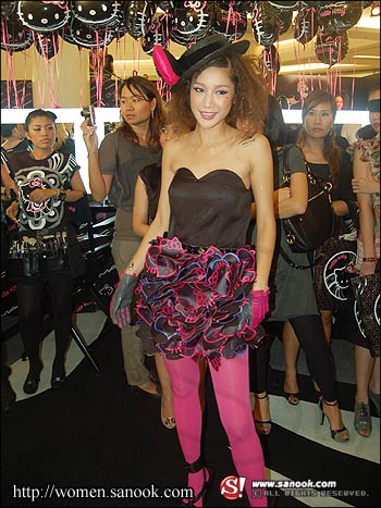 แฟชั่นโชว์ จาก M.A.C Hello Kitty