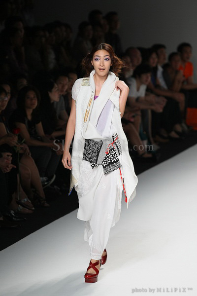 แฟชั่นโชว์ : ELLE Fashion Week 2008 (3) /18 Oct 2008