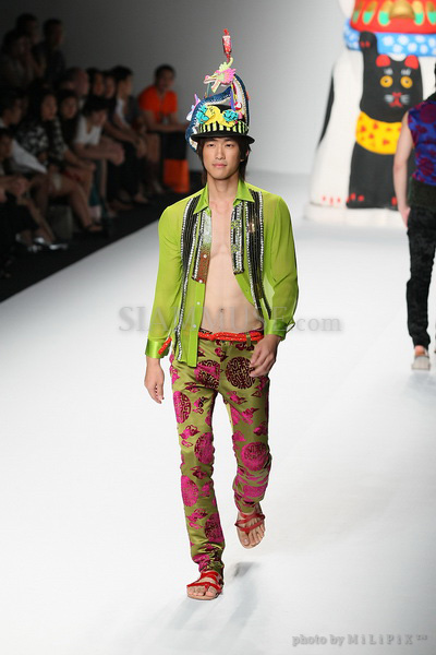 แฟชั่นโชว์ : ELLE Fashion Week 2008 (3) /18 Oct 2008