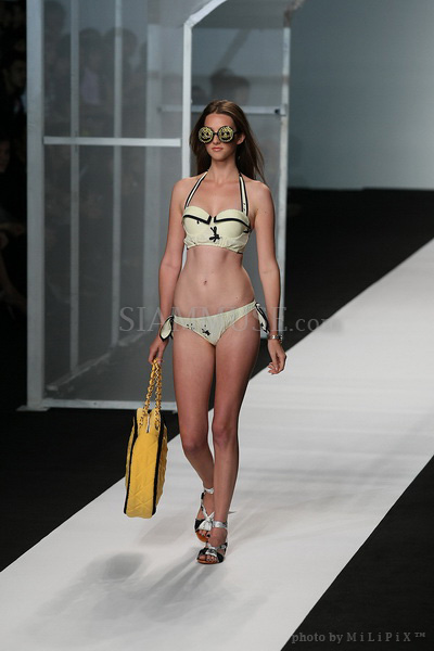 แฟชั่นโชว์ : ELLE Fashion Week 2008 (3) /18 Oct 2008