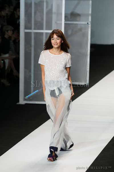 แฟชั่นโชว์ : ELLE Fashion Week 2008 (3) /18 Oct 2008