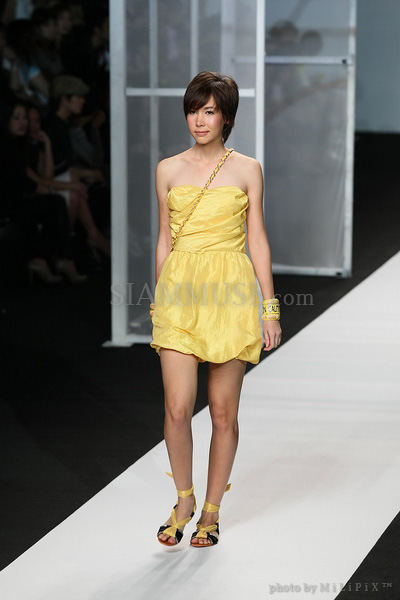 แฟชั่นโชว์ : ELLE Fashion Week 2008 (3) /18 Oct 2008