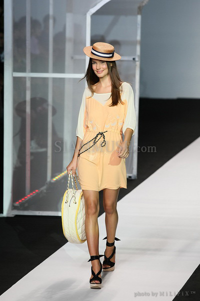 แฟชั่นโชว์ : ELLE Fashion Week 2008 (3) /18 Oct 2008