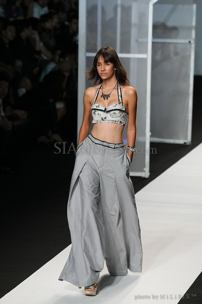 แฟชั่นโชว์ : ELLE Fashion Week 2008 (3) /18 Oct 2008