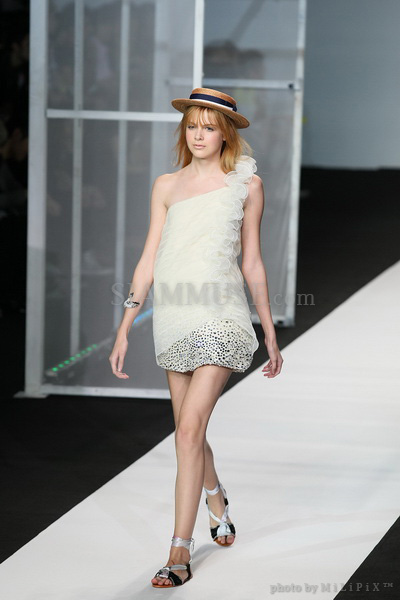 แฟชั่นโชว์ : ELLE Fashion Week 2008 (3) /18 Oct 2008