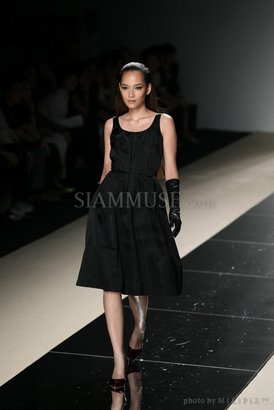 แฟชั่นโชว์ : ELLE Fashion Week 2008 (2) /17 Oct 2008