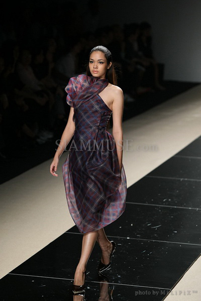 แฟชั่นโชว์ : ELLE Fashion Week 2008 (2) /17 Oct 2008