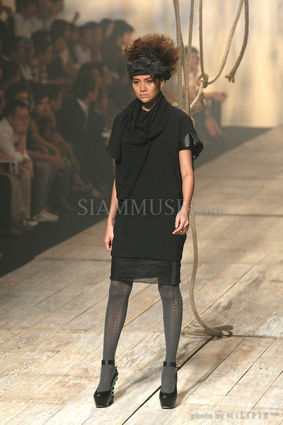 แฟชั่นโชว์ : ELLE Fashion Week 2008 (2) /17 Oct 2008