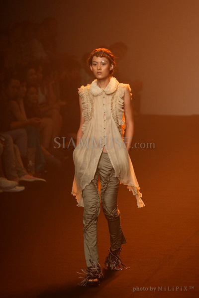 แฟชั่นโชว์ : ELLE Fashion Week 2008 (2) /17 Oct 2008