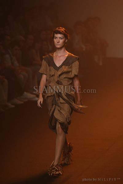 แฟชั่นโชว์ : ELLE Fashion Week 2008 (2) /17 Oct 2008