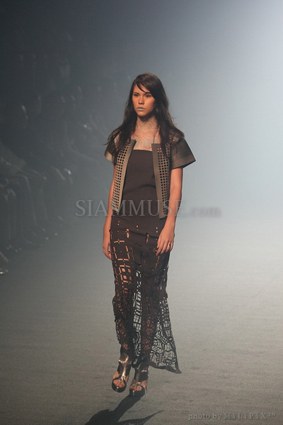 แฟชั่นโชว์ : ELLE Fashion Week 2008 (2) /17 Oct 2008