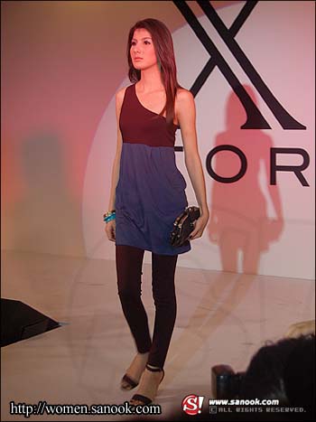 แฟชั่นโชว์จากร้าน XXI FOREVER