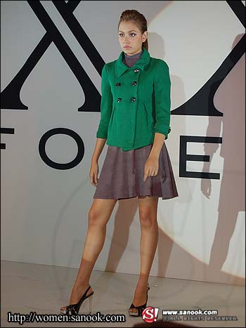 แฟชั่นโชว์จากร้าน XXI FOREVER
