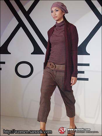 แฟชั่นโชว์จากร้าน XXI FOREVER