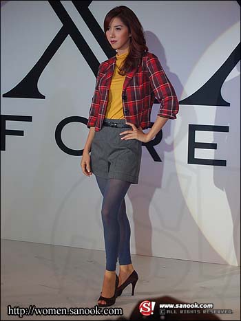 แฟชั่นโชว์จากร้าน XXI FOREVER