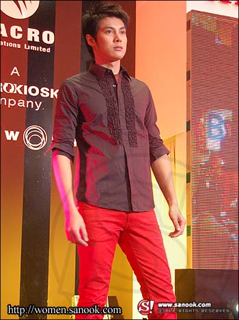 แฟชั่นโชว์ : Colour Of Life Fashion Show