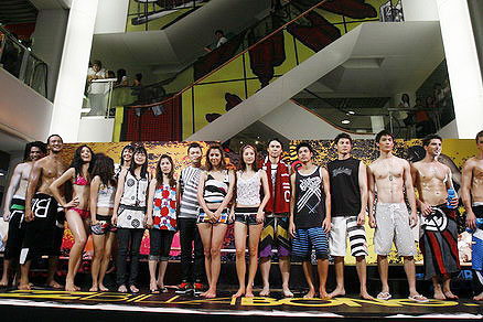 แฟชั่น : Billabong Spring Summer Fashion Show 2008