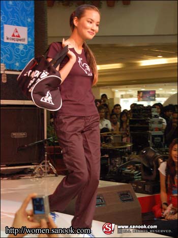 สุดสัปดาห์ ชวนอัพเดทเทรนด์แฟชั่น รับลมร้อน