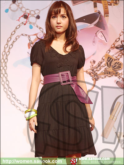 แฟชั่นโชว์จาก งานสุดสัปดาห์ shopping market ครั้งที่ 4