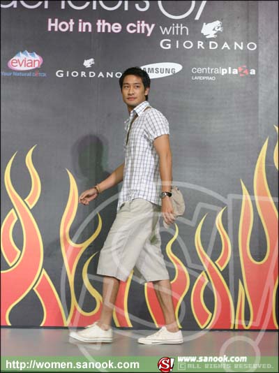 มินิแฟชั่นโชว์ Giordano