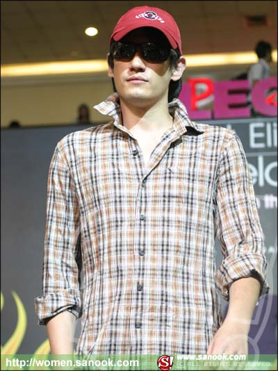 มินิแฟชั่นโชว์ Giordano