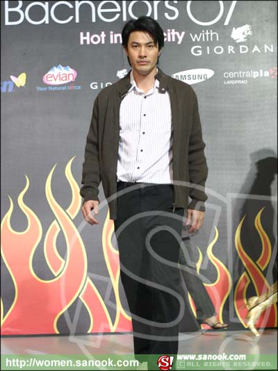 มินิแฟชั่นโชว์ Giordano