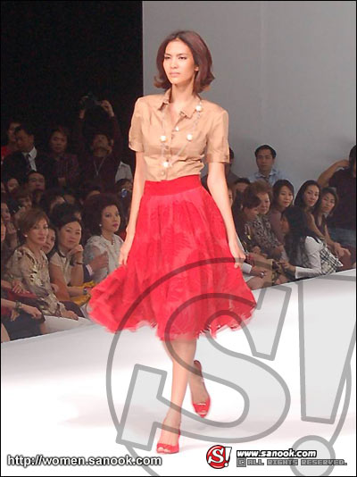 อีดองวุค ร่วมเดินแบบใน Hi International Fashion Week 2007
