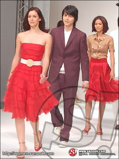 อีดองวุค ร่วมเดินแบบใน Hi International Fashion Week 2007