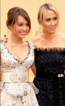 ทำผมไปงานเลี้ยง ง่ายๆด้วยตัวคุณเอง