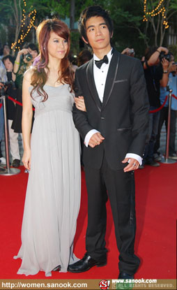 ทำผมไปงานเลี้ยง ง่ายๆด้วยตัวคุณเอง