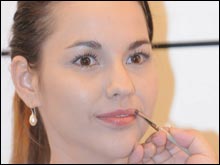 แต่งหน้าสวย รับทรัพย์ โหงวเฮ้งดี