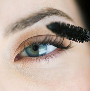 ขนตาร่วงหลุดกุด แก้ปัญหาได้ง่ายๆ