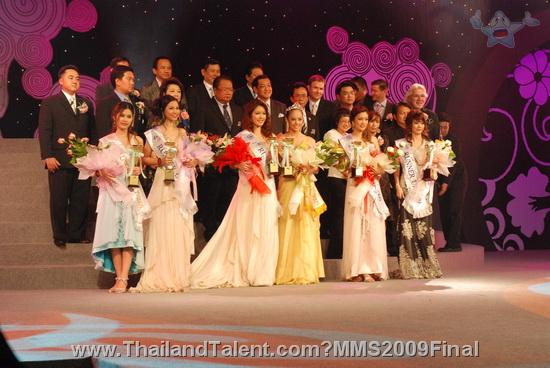 น้องเหมียว สาวเก่ง ยิ้มสวย จากม.กรุงเทพ คว้าตำแหน่ง มิสมอเตอร์โชว์ 2009