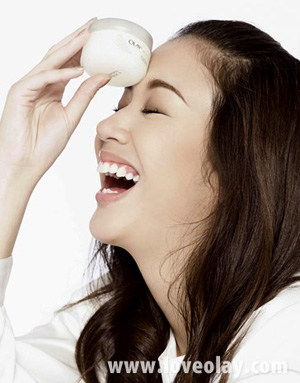 ไหม-วิสา สารสาส