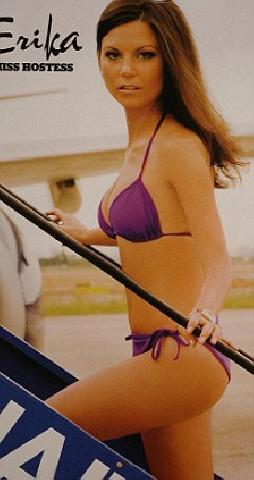 นางฟ้าไรอันแอร์ นุ่งบิกินนี่ถ่ายปฏิทิน เซ็กซี่ เพื่อการกุศล