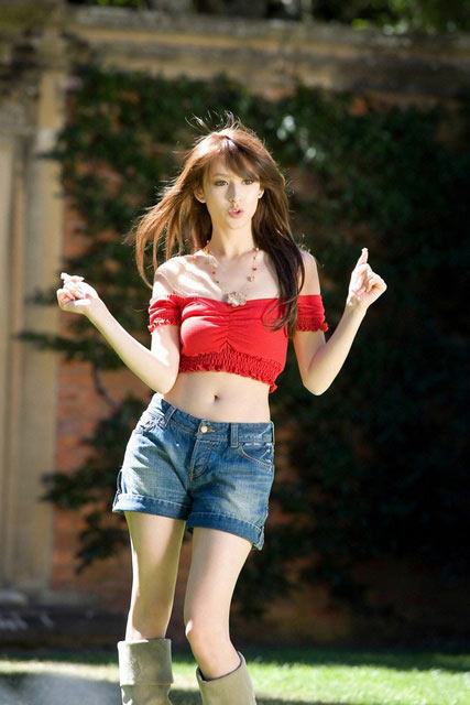 Leah Dizon ลีอาห์ ดิซอน..เซ็กซี่ไอดอล