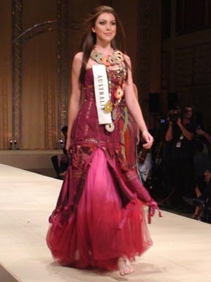 สาวรัสเซียหุ่นดีชนะใจคว้ารางวัลชนะเลิศรอบ Miss World Top Model