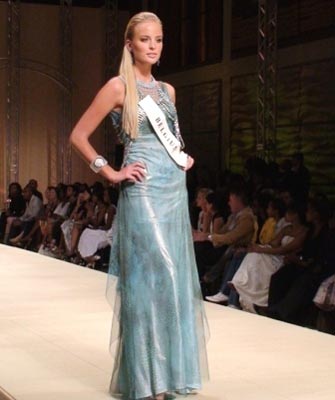 สาวรัสเซียหุ่นดีชนะใจคว้ารางวัลชนะเลิศรอบ Miss World Top Model