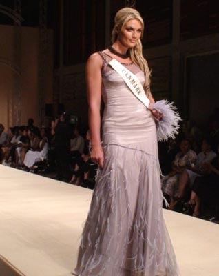 สาวรัสเซียหุ่นดีชนะใจคว้ารางวัลชนะเลิศรอบ Miss World Top Model