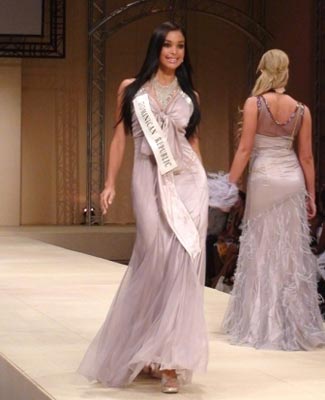 สาวรัสเซียหุ่นดีชนะใจคว้ารางวัลชนะเลิศรอบ Miss World Top Model