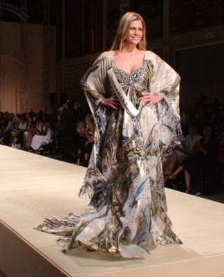 สาวรัสเซียหุ่นดีชนะใจคว้ารางวัลชนะเลิศรอบ Miss World Top Model