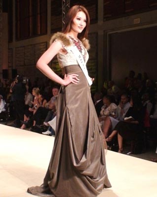 สาวรัสเซียหุ่นดีชนะใจคว้ารางวัลชนะเลิศรอบ Miss World Top Model