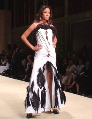 สาวรัสเซียหุ่นดีชนะใจคว้ารางวัลชนะเลิศรอบ Miss World Top Model