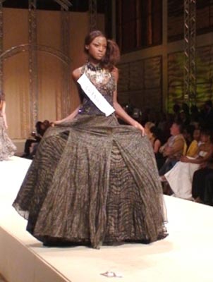 สาวรัสเซียหุ่นดีชนะใจคว้ารางวัลชนะเลิศรอบ Miss World Top Model