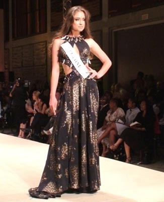 สาวรัสเซียหุ่นดีชนะใจคว้ารางวัลชนะเลิศรอบ Miss World Top Model