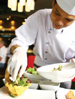 <font color=996633> สลัดแซลมอนและพามีซานชีส</font>