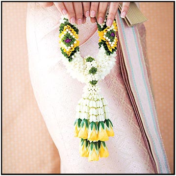 เก็บตก ดอกไม้ในงานแต่งงานไทย