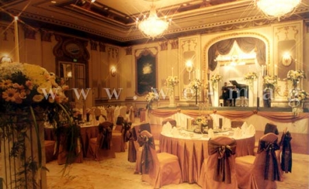 การจัดงานเลี้ยงแต่งงาน