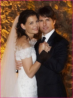 ชมภาพงานวิวาห์ของ ทอม ครูซ-เคธี่ โฮล์มส์