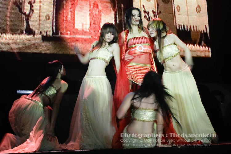 ภาพเก็บตก! ความเซ็กซี่ปาร์ตี้ประกวดสาวลีโอเกิร์ล 2008